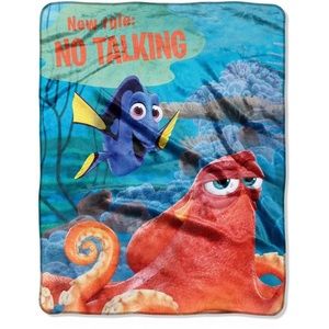Finding Dory Blanket